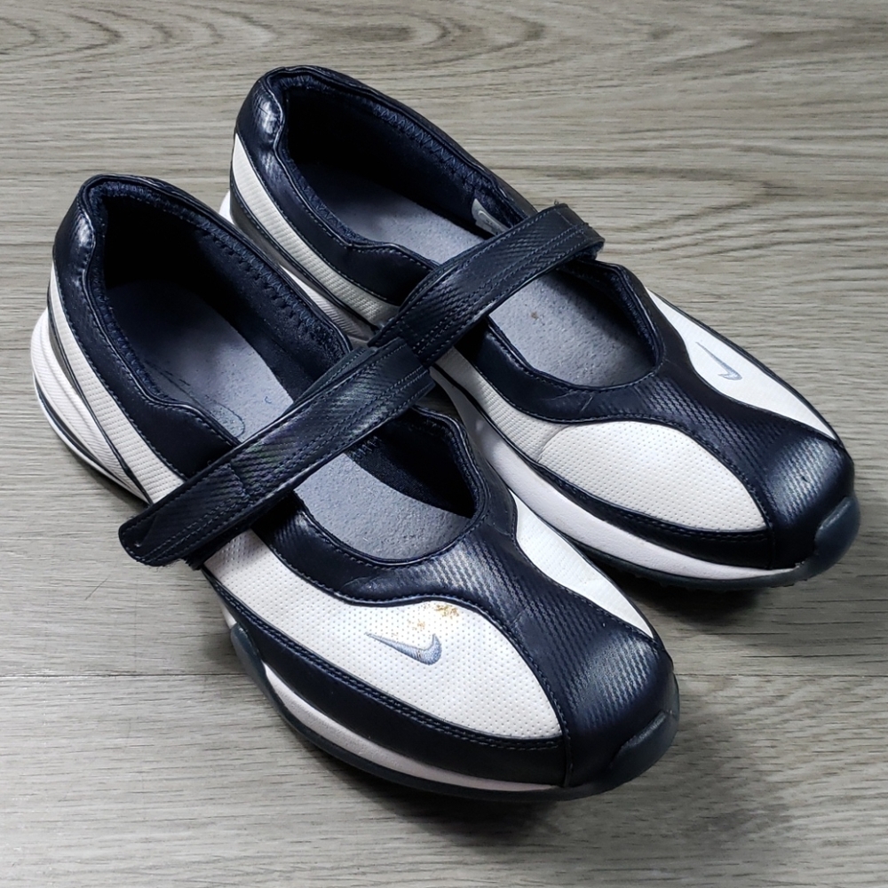 Nike Maryjane Golf Shoes sz 9 Women